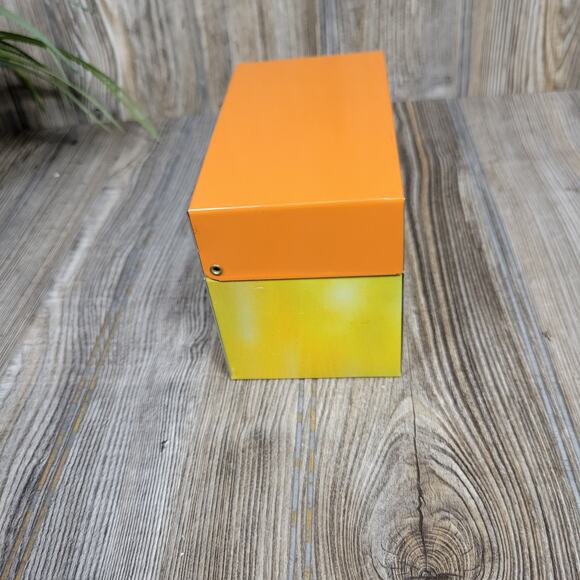 Vintage Ohio Art Recipe Box, Daisy Orange Yellow, Kitchen Decor - Picture 5 of 7